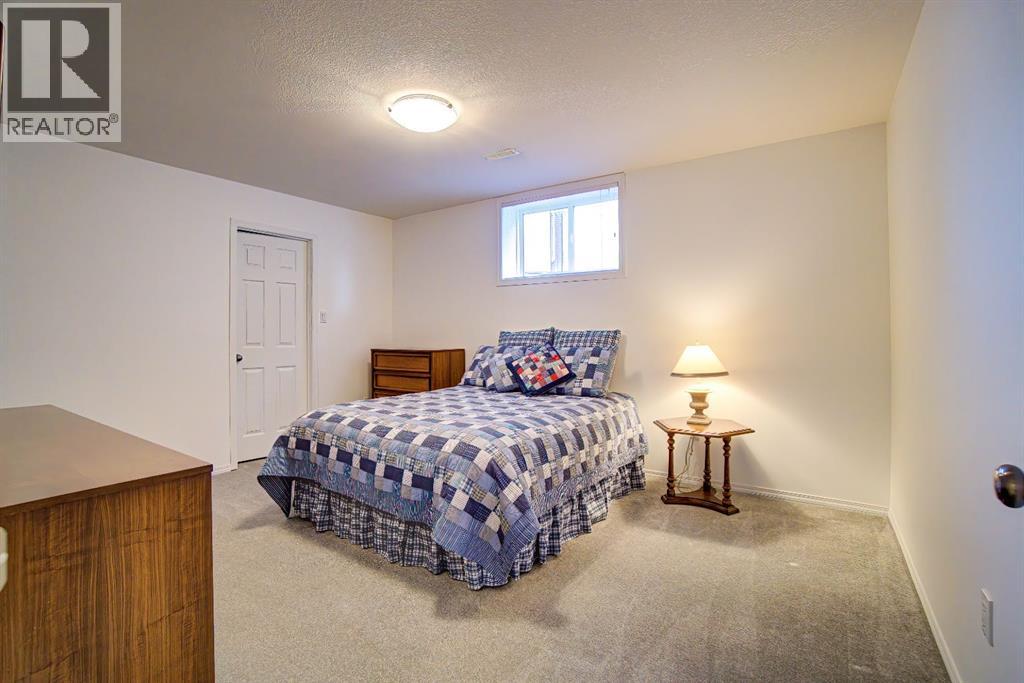 8 Link Spur, Claresholm, Alberta  T0L 0T0 - Photo 34 - A2298303