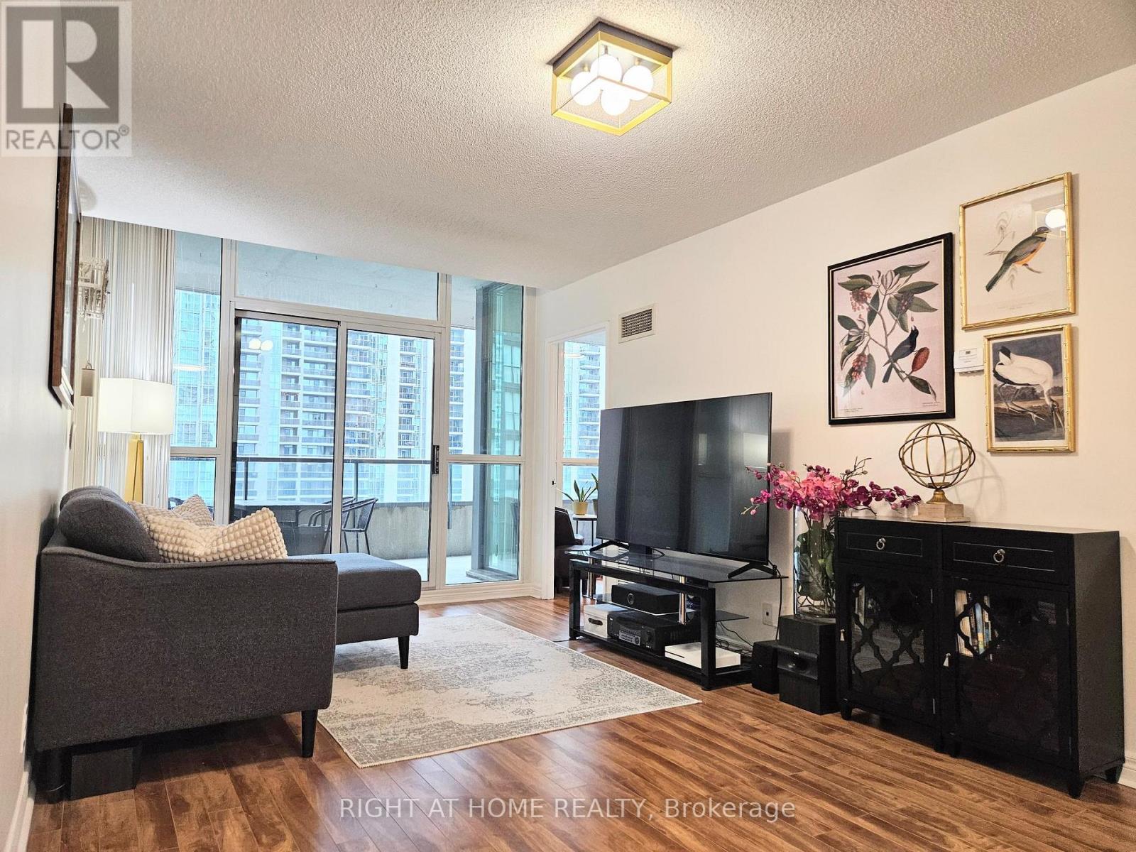 1511 - 23 Hollywood Avenue, Toronto, Ontario  M2N 7L8 - Photo 2 - C13218812