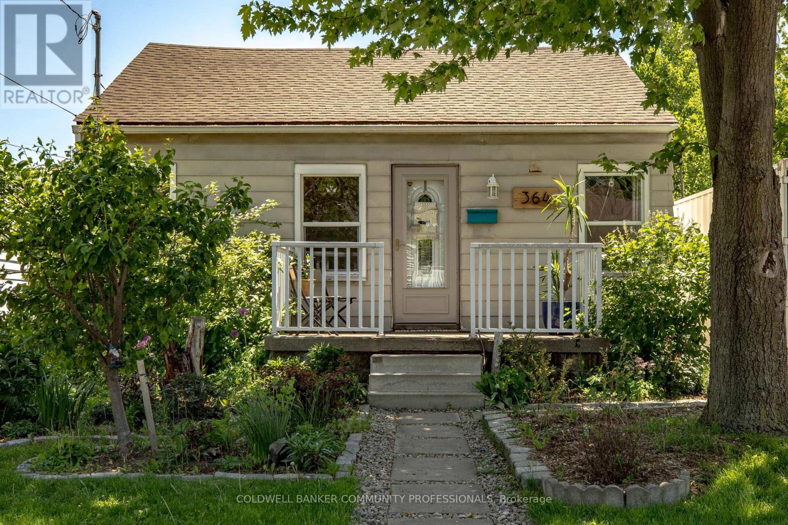 364 Tragina Avenue N, Hamilton, Ontario  L8H 5E5 - Photo 2 - X12881414