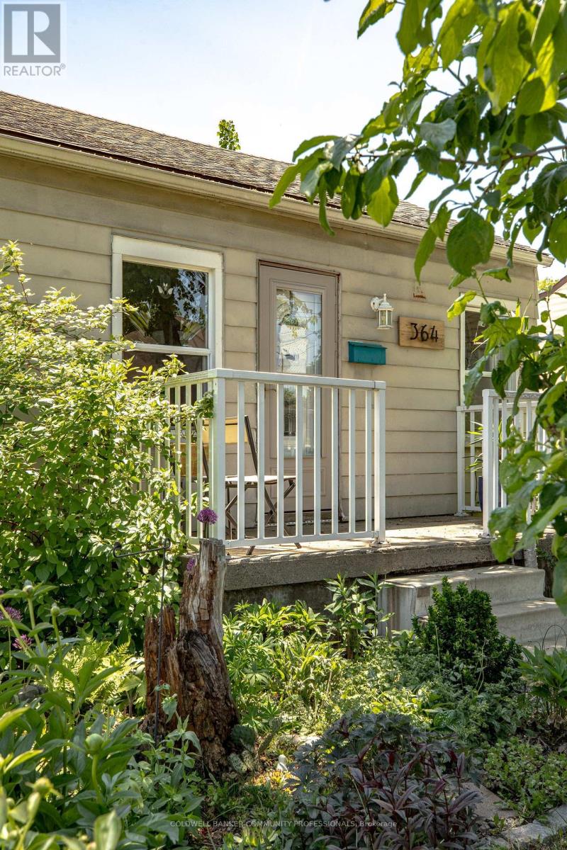 364 Tragina Avenue N, Hamilton, Ontario  L8H 5E5 - Photo 4 - X12881414