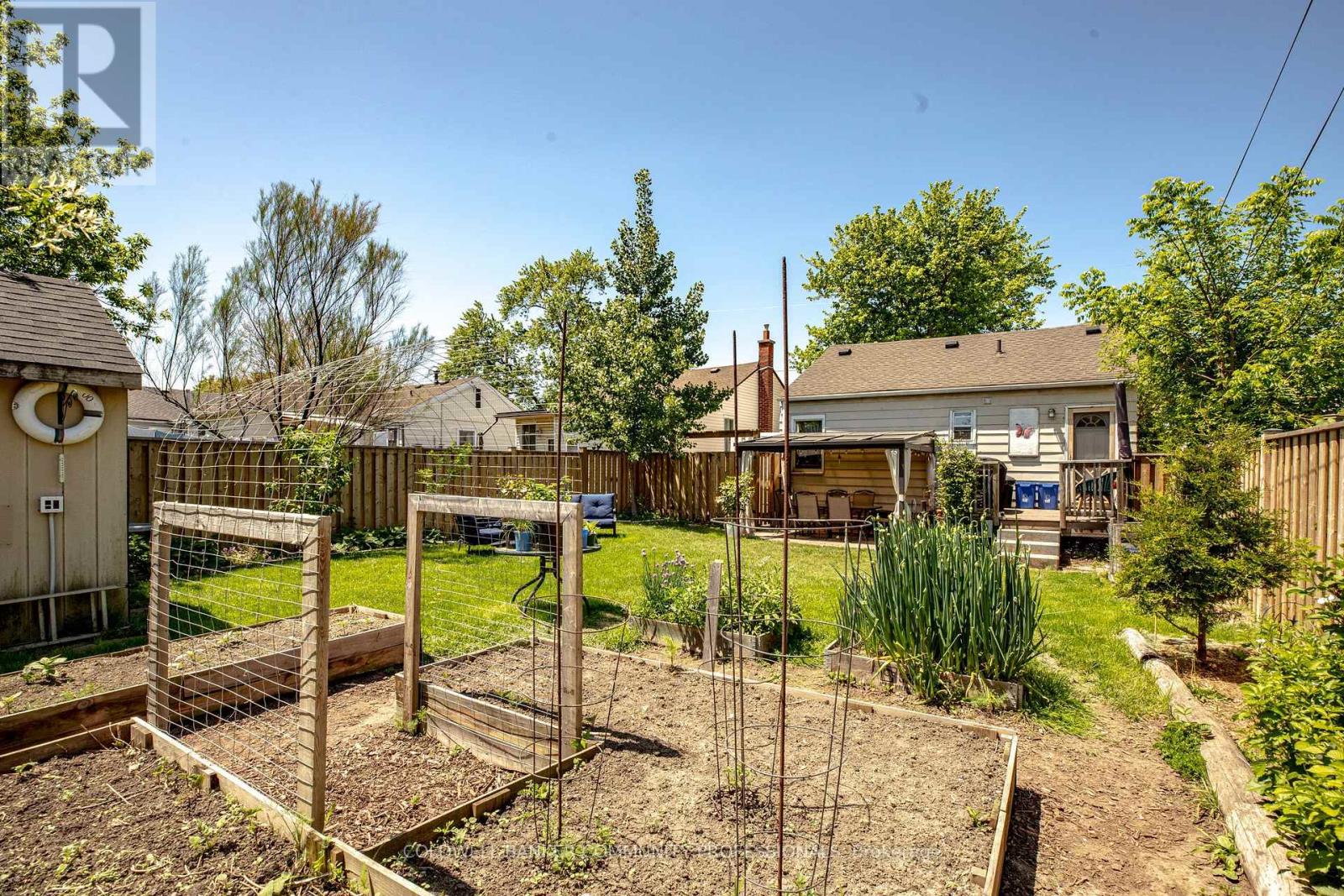 364 Tragina Avenue N, Hamilton, Ontario  L8H 5E5 - Photo 47 - X12881414