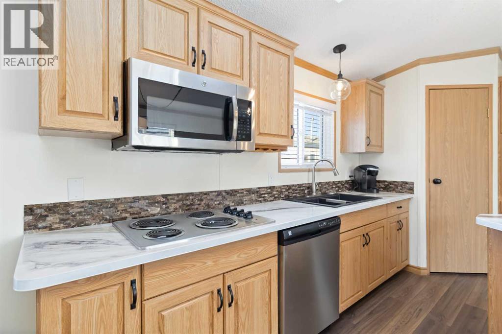 271 Cree Road, Fort Mcmurray, Alberta  T9K 1X8 - Photo 9 - A2297645