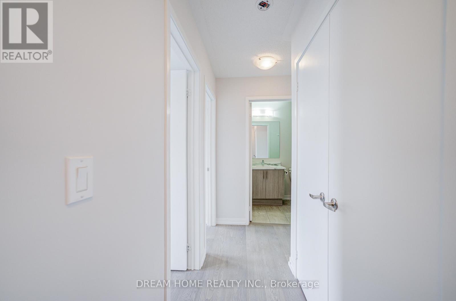 7 Heswall Lane, Newmarket, Ontario  L3Y 0E1 - Photo 33 - N13218794