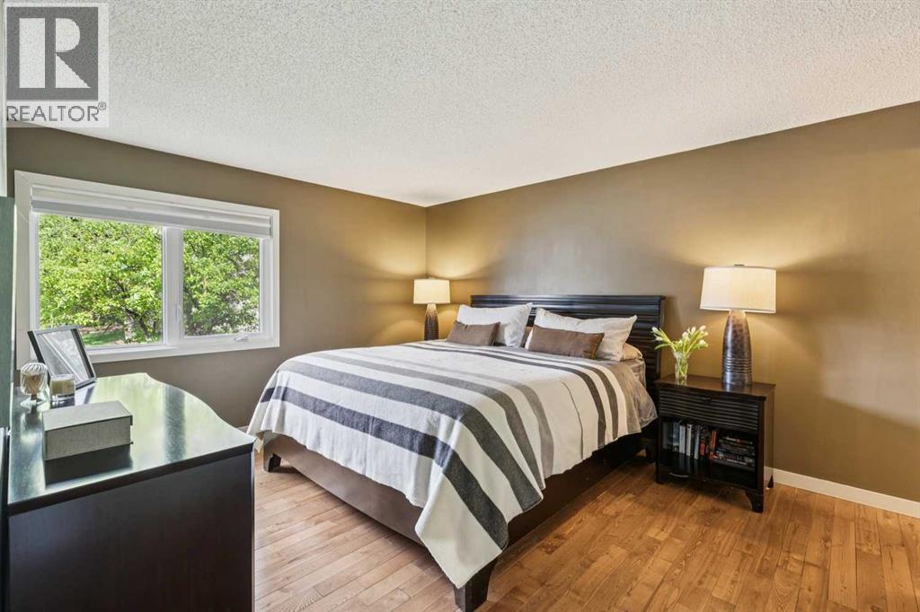 68 Woodmont Rise Sw, Calgary, Alberta  T2W 4L5 - Photo 28 - A2309817