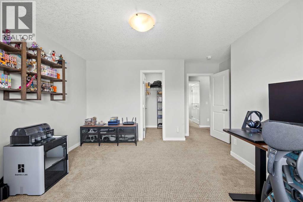 123 Masters Rise Se, Calgary, Alberta  T3M 2L5 - Photo 34 - A2315889