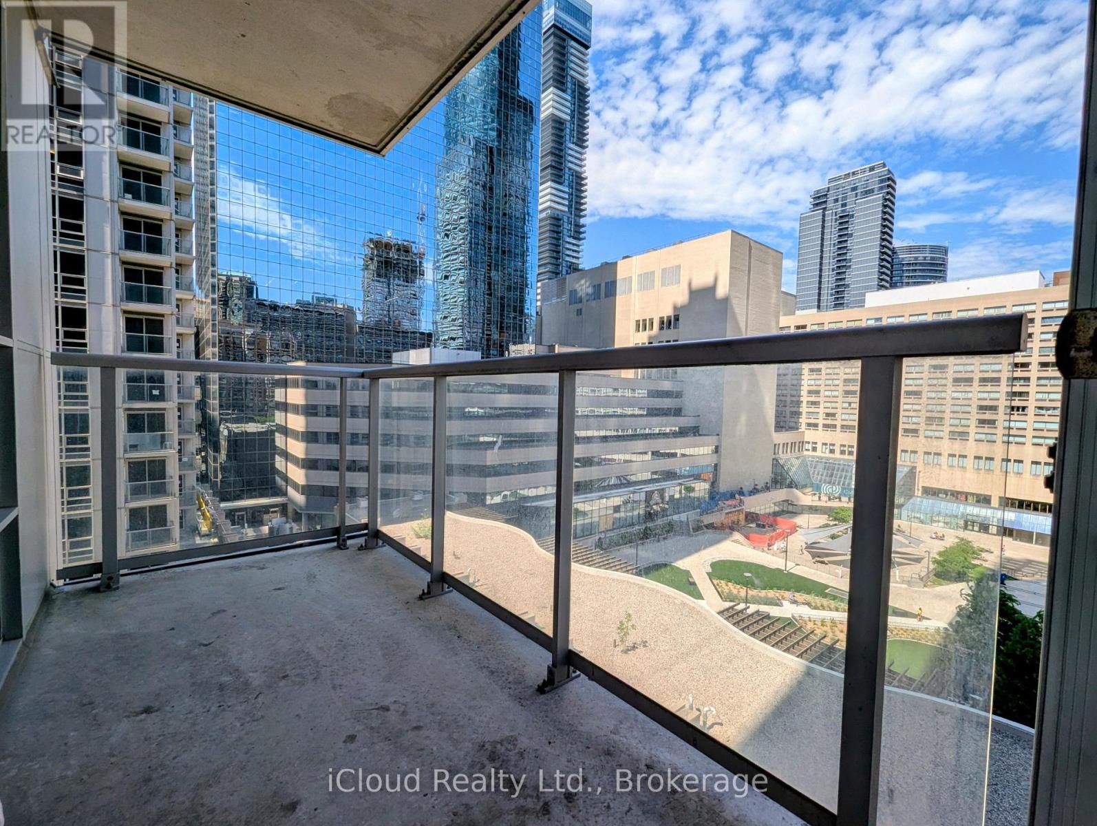 702 - 761 Bay Street, Toronto, Ontario  M5G 2R2 - Photo 19 - C13218826