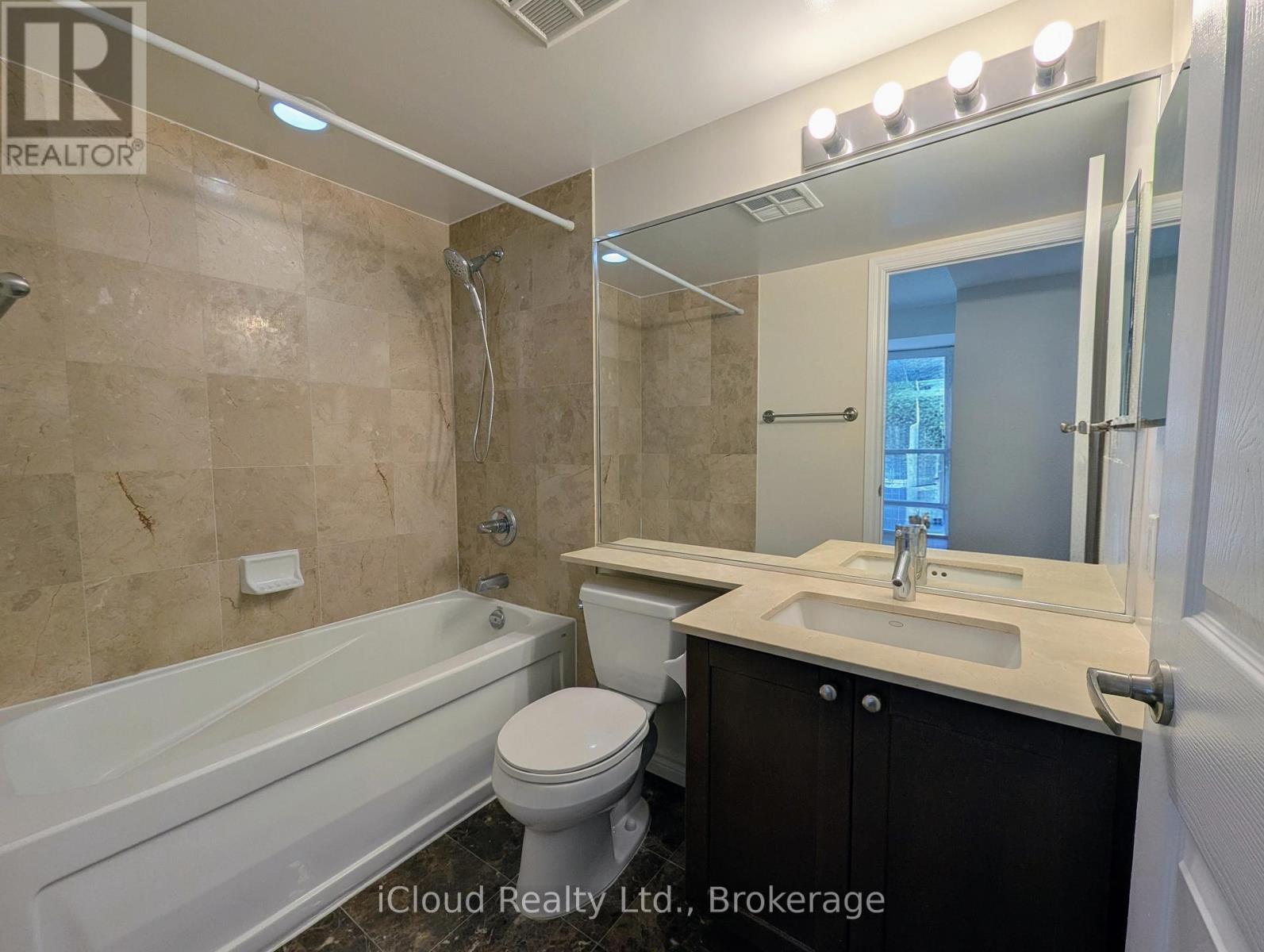 702 - 761 Bay Street, Toronto, Ontario  M5G 2R2 - Photo 27 - C13218826