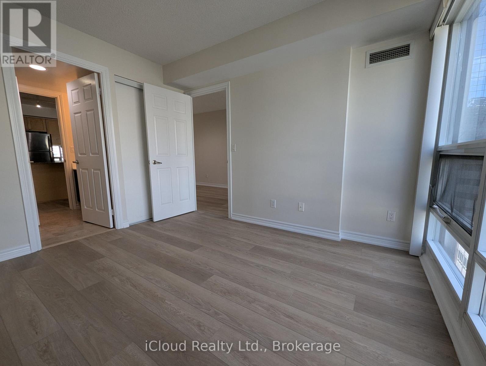 702 - 761 Bay Street, Toronto, Ontario  M5G 2R2 - Photo 29 - C13218826