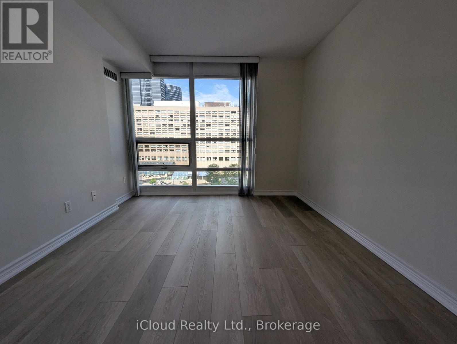 702 - 761 Bay Street, Toronto, Ontario  M5G 2R2 - Photo 30 - C13218826