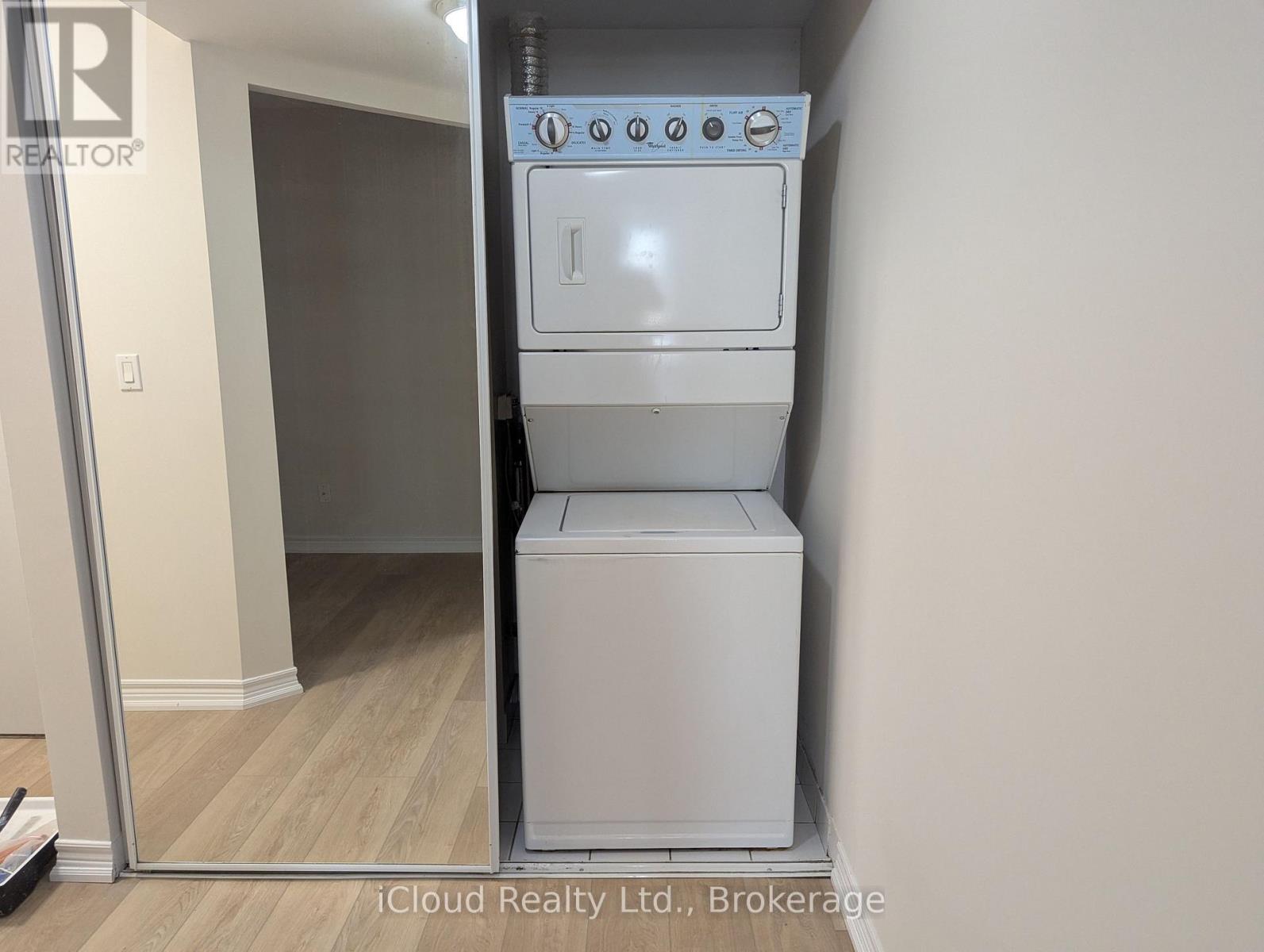 702 - 761 Bay Street, Toronto, Ontario  M5G 2R2 - Photo 8 - C13218826