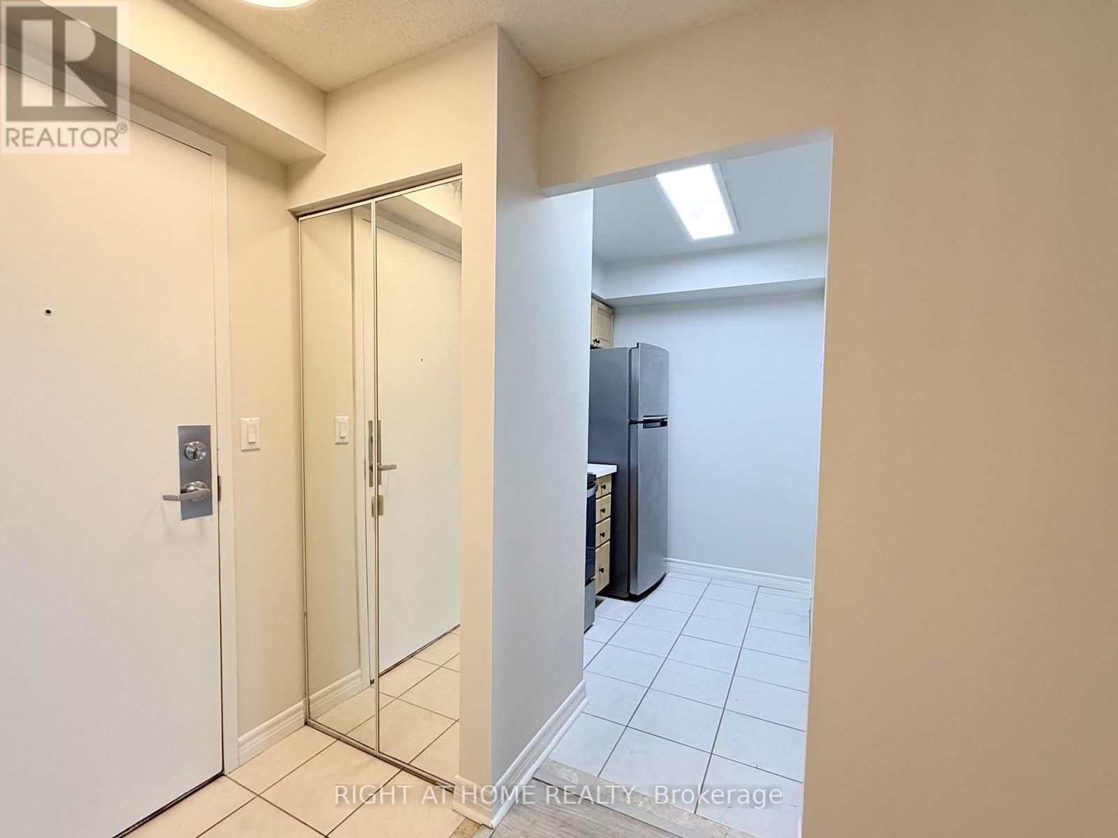 2931 - 68 Corporate Drive, Toronto, Ontario  M1H 3H3 - Photo 5 - E13218816