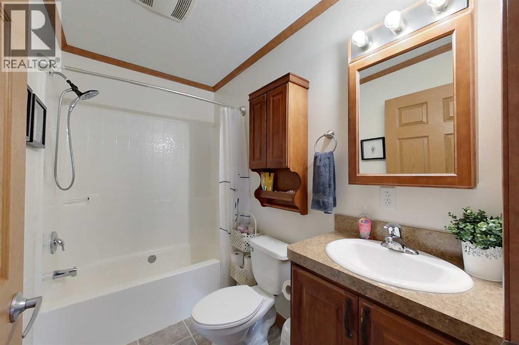 720 10 Street SE, Slave Lake, Alberta  T0G 2A3 - Photo 16 - A2290970
