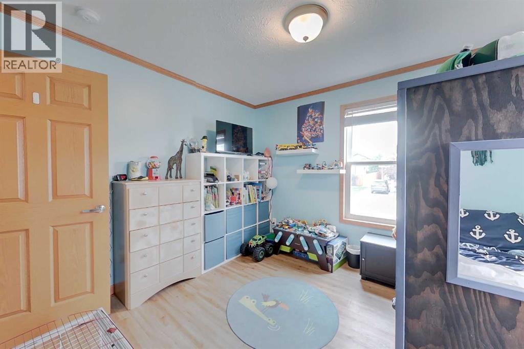 720 10 Street SE, Slave Lake, Alberta  T0G 2A3 - Photo 12 - A2290970