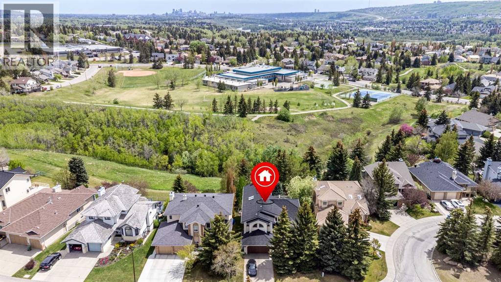 49 Scandia Hill NW, Calgary, Alberta  T3L 1T8 - Photo 1 - A2315593
