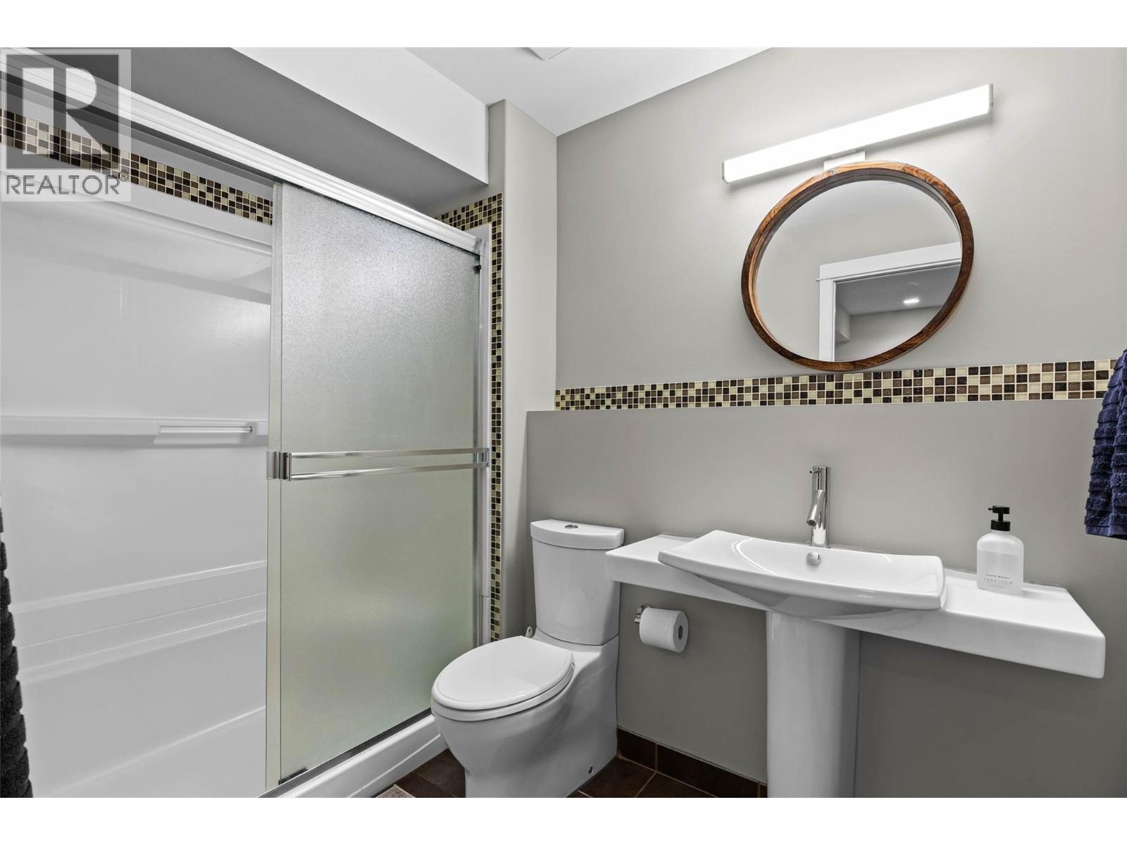 1458 Pacific Way, Kamloops, British Columbia  V2E 0A4 - Photo 30 - 10389394