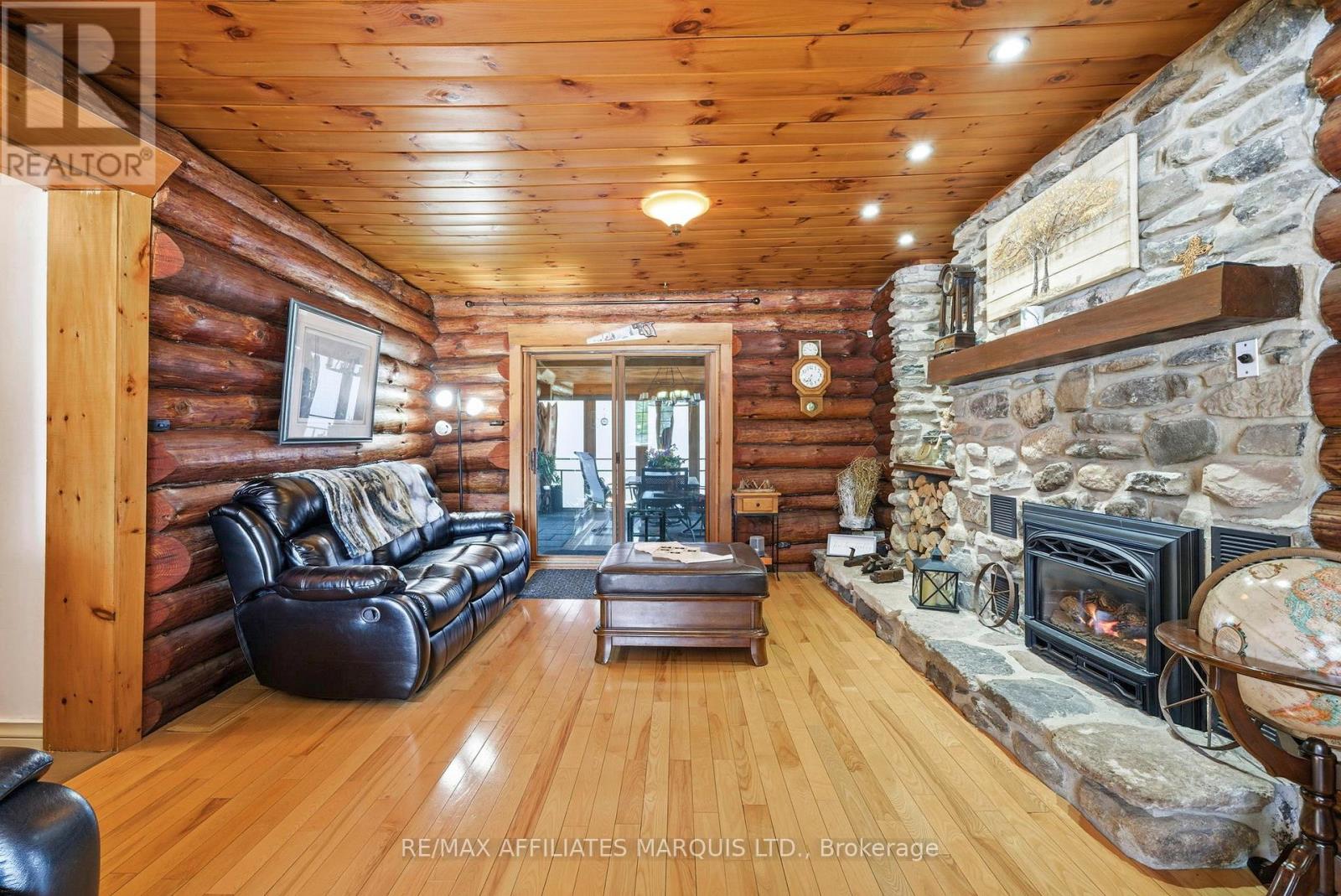 16985 Headline Road, South Stormont, Ontario  K0C 1P0 - Photo 5 - X12789456