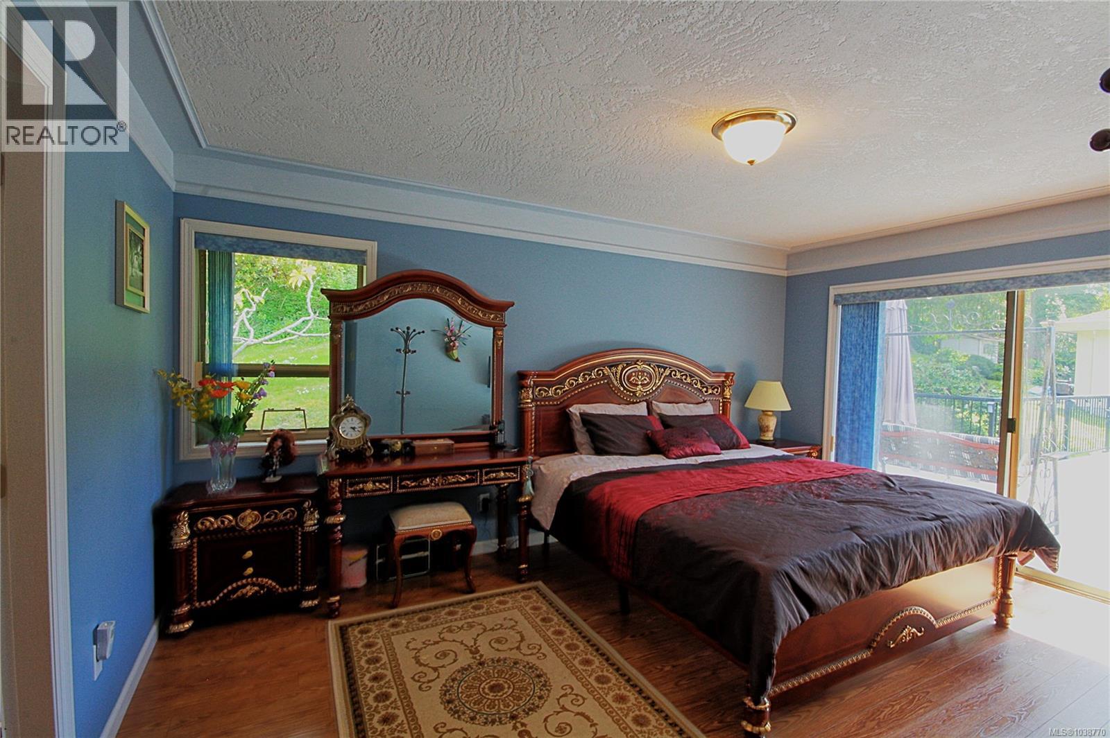 4355 Emily Carr Dr, Saanich, British Columbia  V8X 5E3 - Photo 21 - 1038770