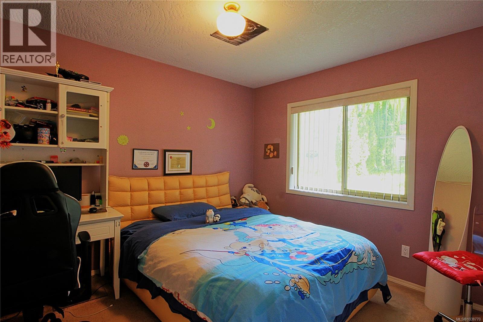4355 Emily Carr Dr, Saanich, British Columbia  V8X 5E3 - Photo 25 - 1038770