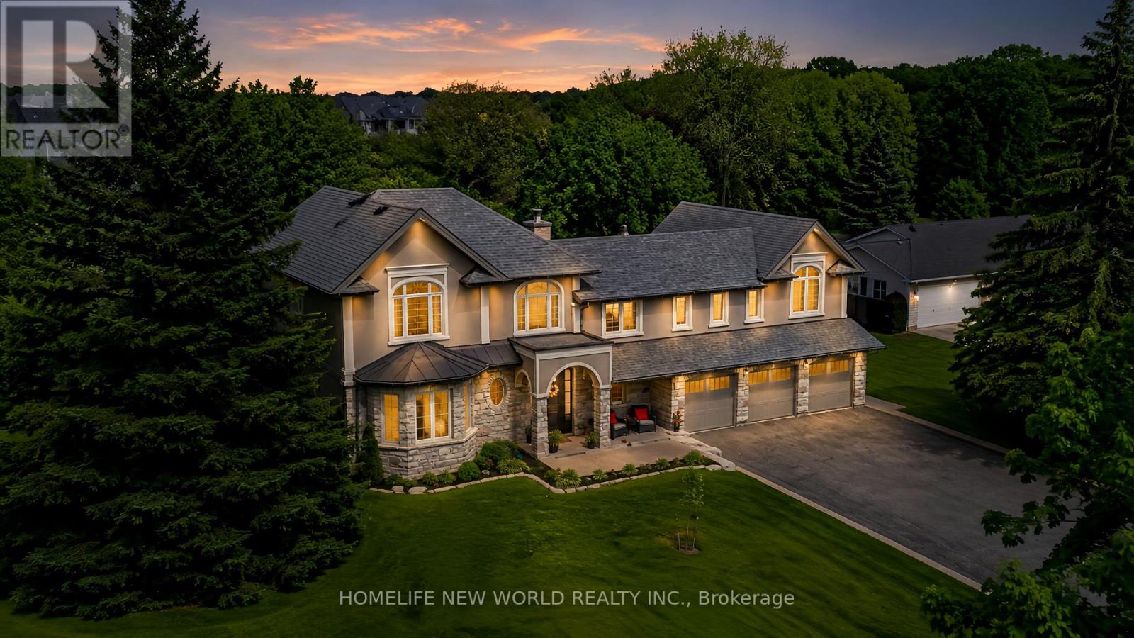 3 BURTON GROVE, King, Ontario