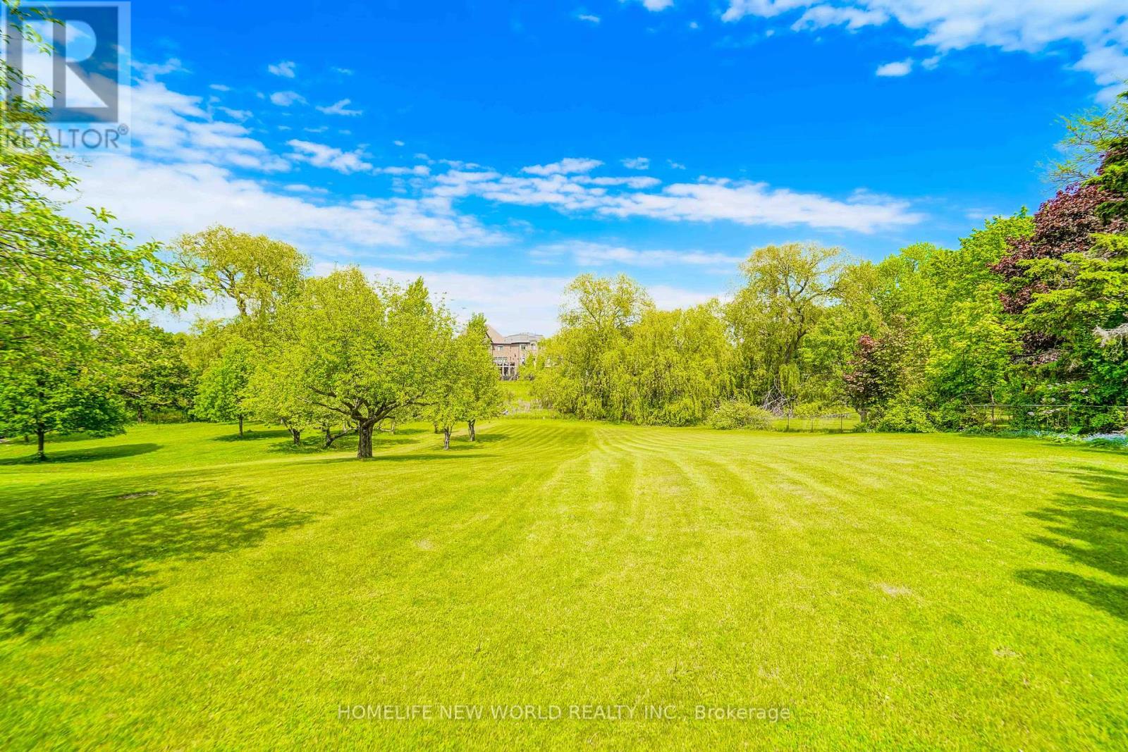 3 Burton Grove, King, Ontario  L7B 1C6 - Photo 35 - N13218840