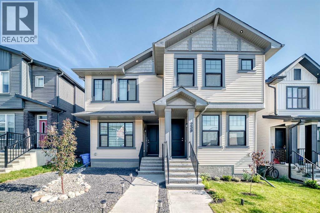 238 Aquila Drive Nw, Calgary, Alberta  T3R 1Y6 - Photo 2 - A2315551