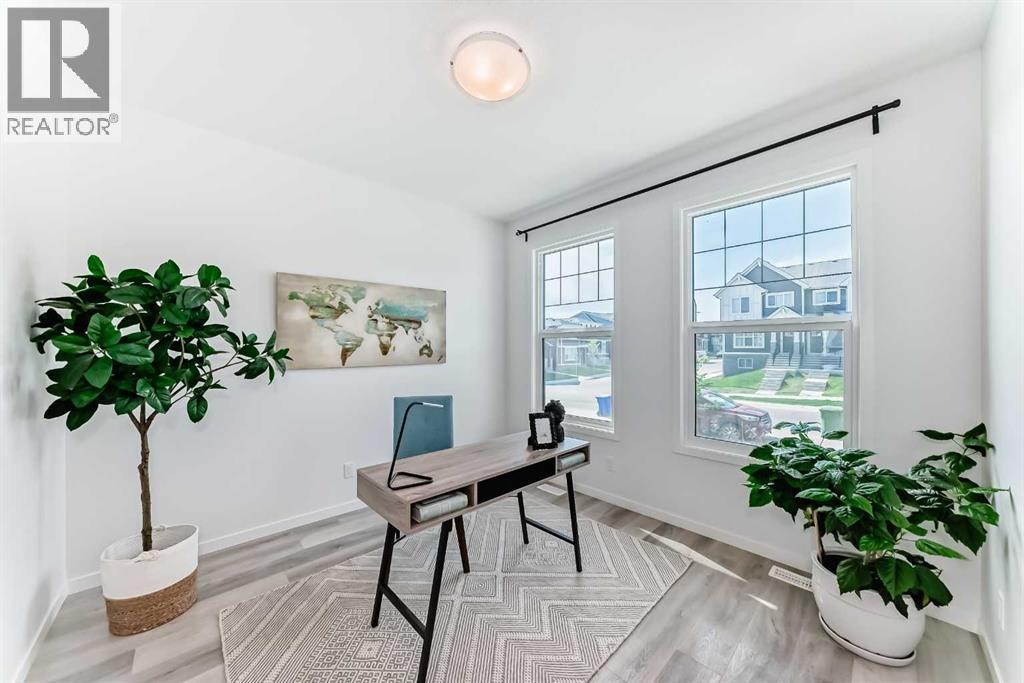 238 Aquila Drive Nw, Calgary, Alberta  T3R 1Y6 - Photo 10 - A2315551