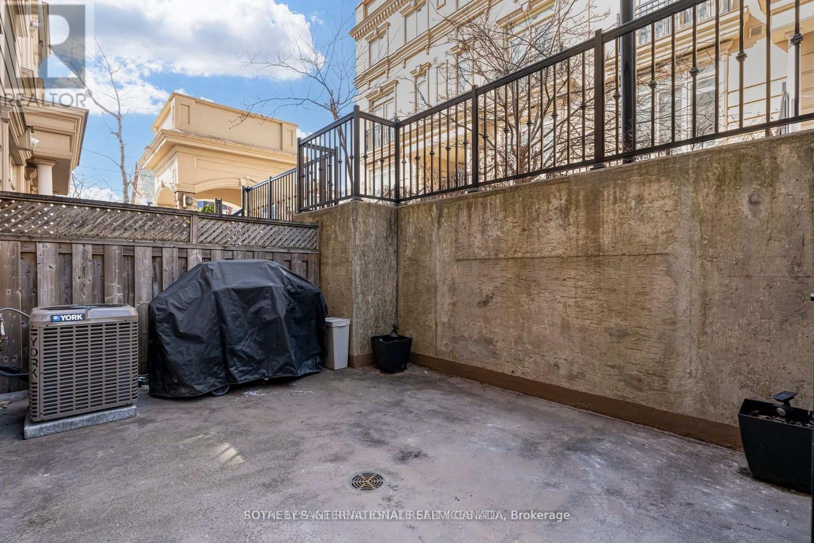 Th31 - 80 Carr Street, Toronto, Ontario  M5T 1B7 - Photo 21 - C13218846