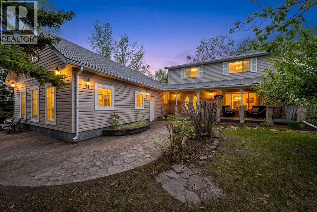 27 Dewitts Pond, Rural Rocky View County, Alberta  T4B 4S8 - Photo 1 - A2315342