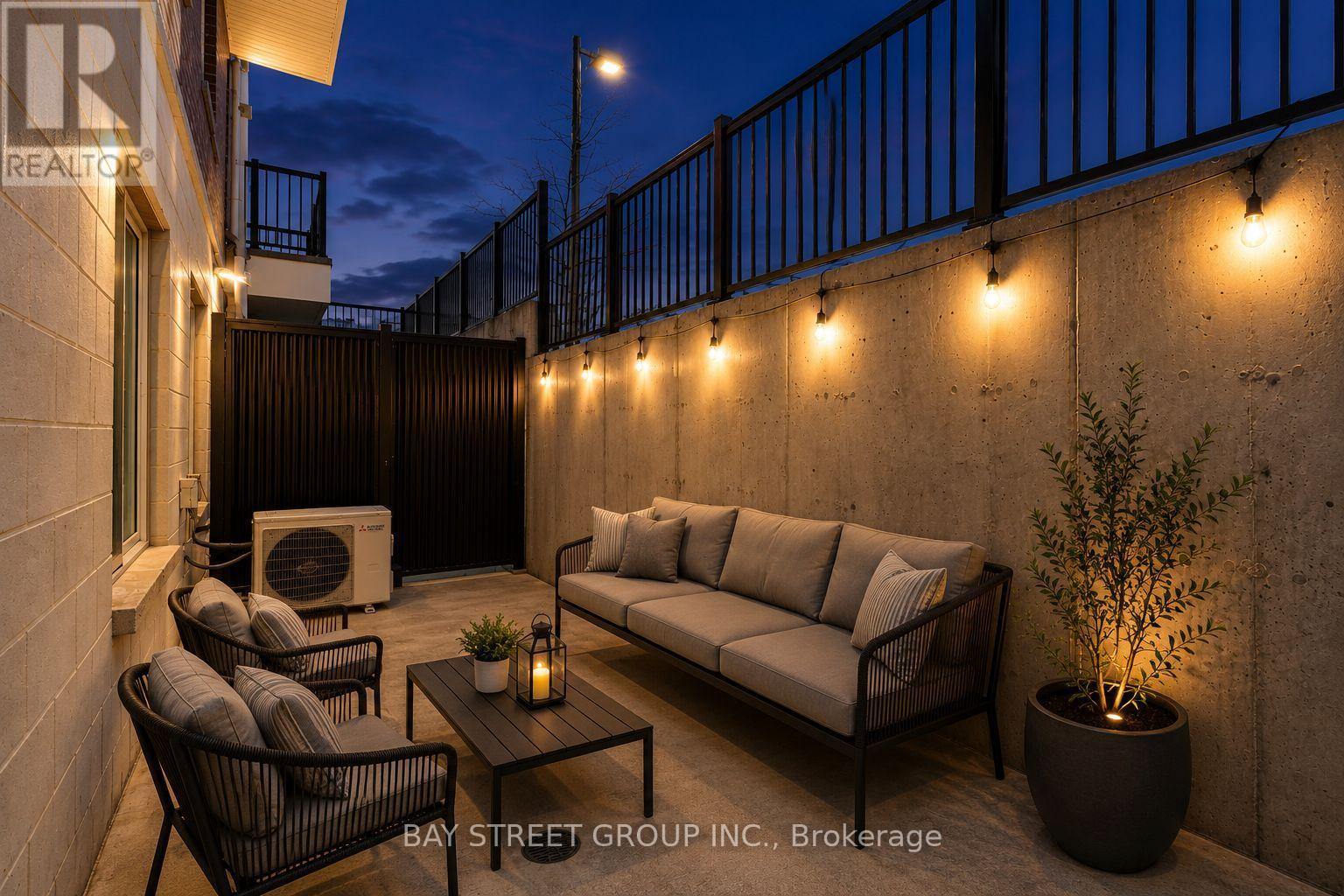 6 - 39 John Perkins Bull Drive W, Toronto, Ontario  M3K 0C3 - Photo 22 - W13210108
