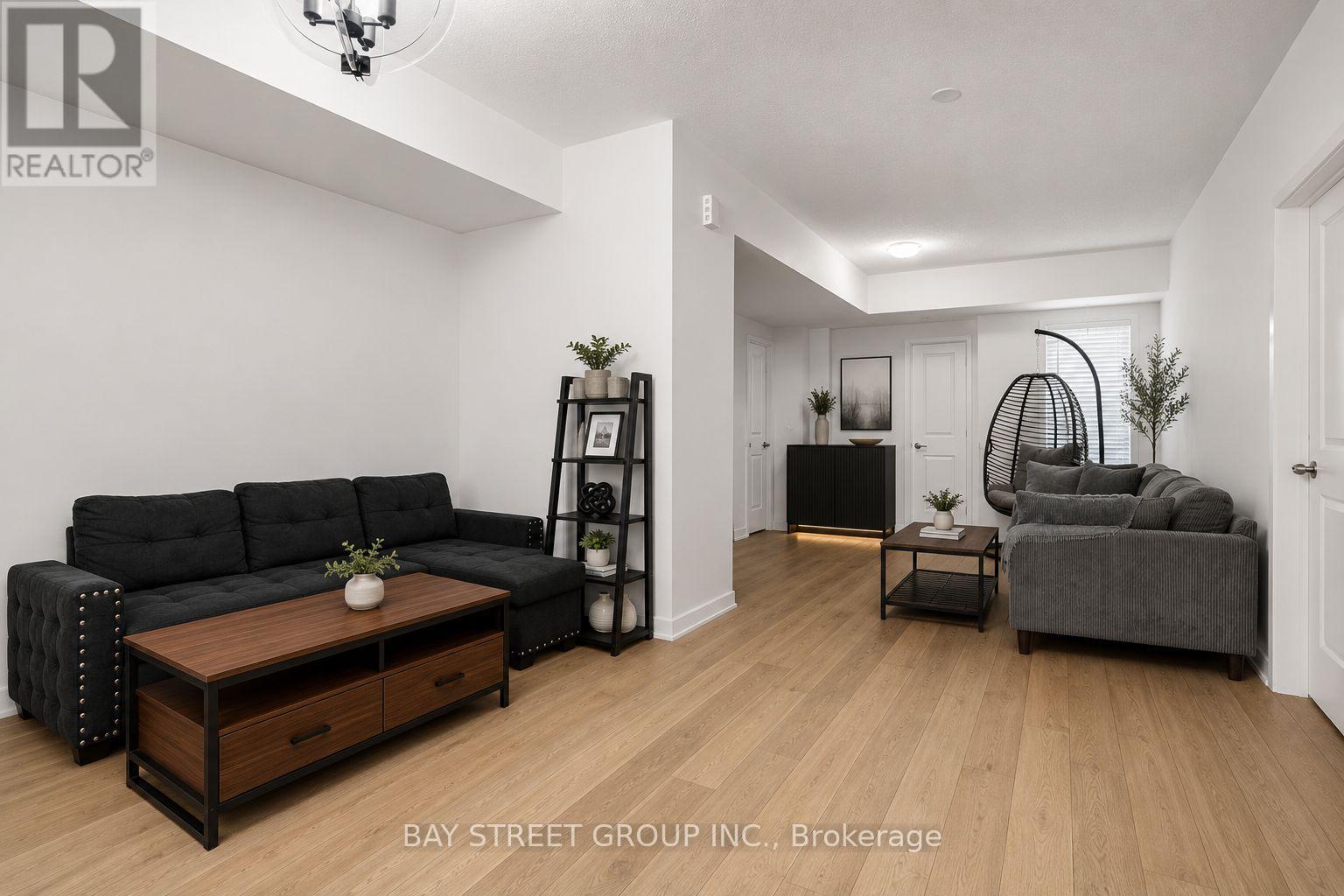 6 - 39 John Perkins Bull Drive W, Toronto, Ontario  M3K 0C3 - Photo 5 - W13210108
