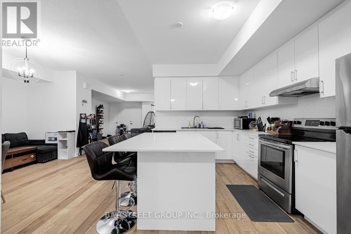 6 - 39 John Perkins Bull Drive W, Toronto, Ontario  M3K 0C3 - Photo 9 - W13210108