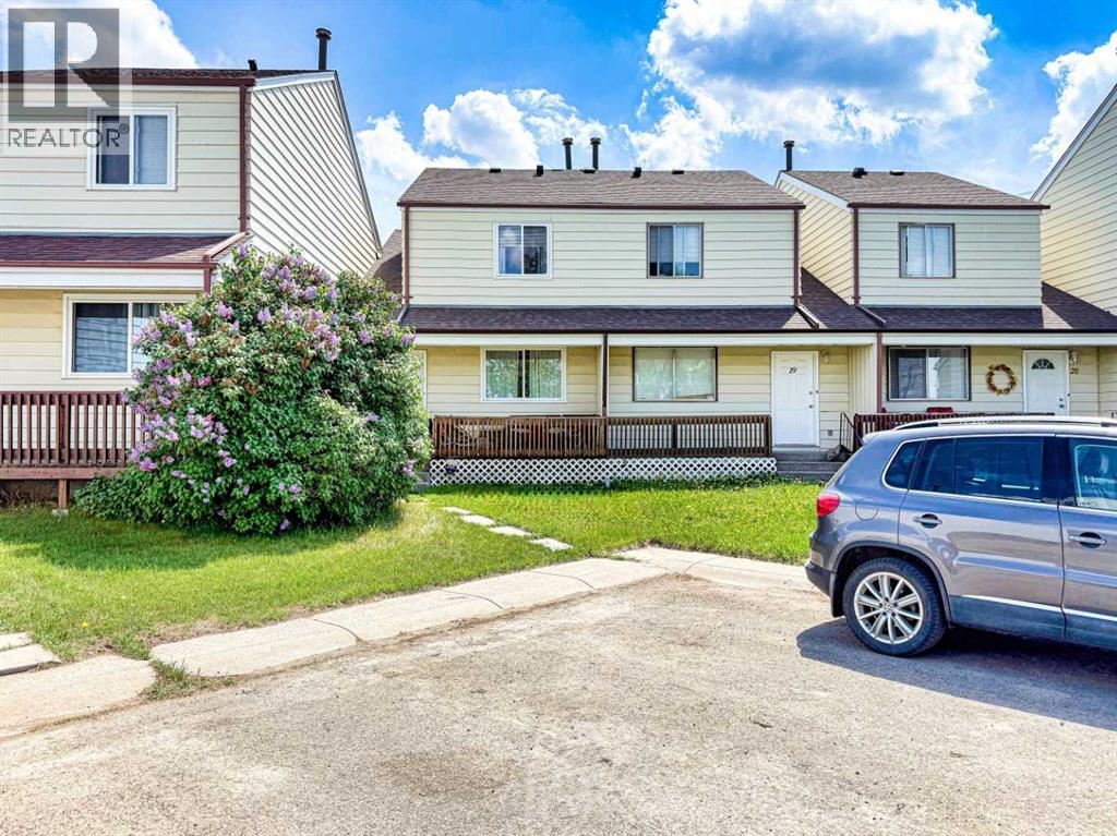 18 Princess Petra Avenue, Didsbury, Alberta  T0M 0W0 - Photo 2 - A2315855