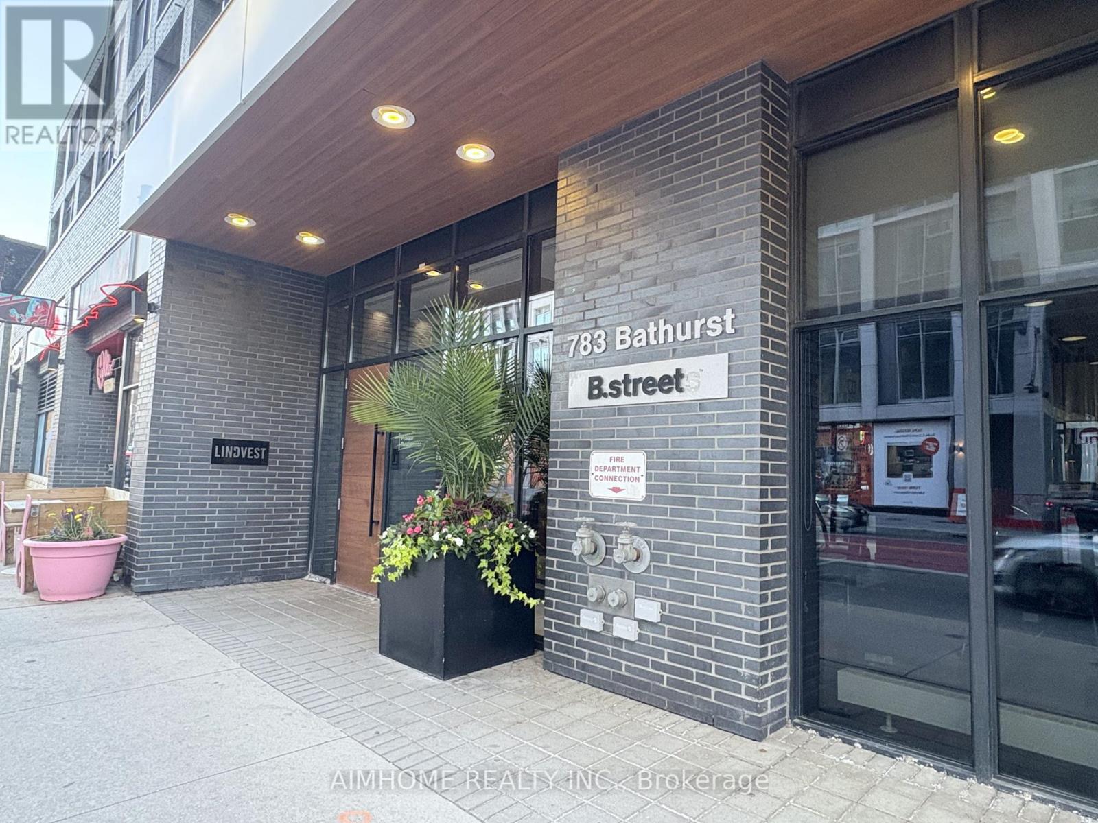 621 - 783 Bathurst Street, Toronto, Ontario  M5S 0A8 - Photo 2 - C13218858