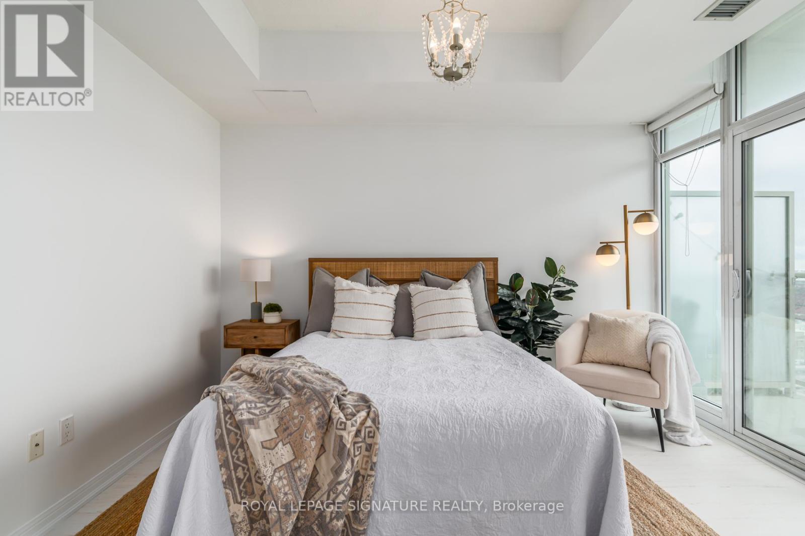 1703 - 85 East Liberty Street, Toronto, Ontario  M6K 3R4 - Photo 12 - C13218866