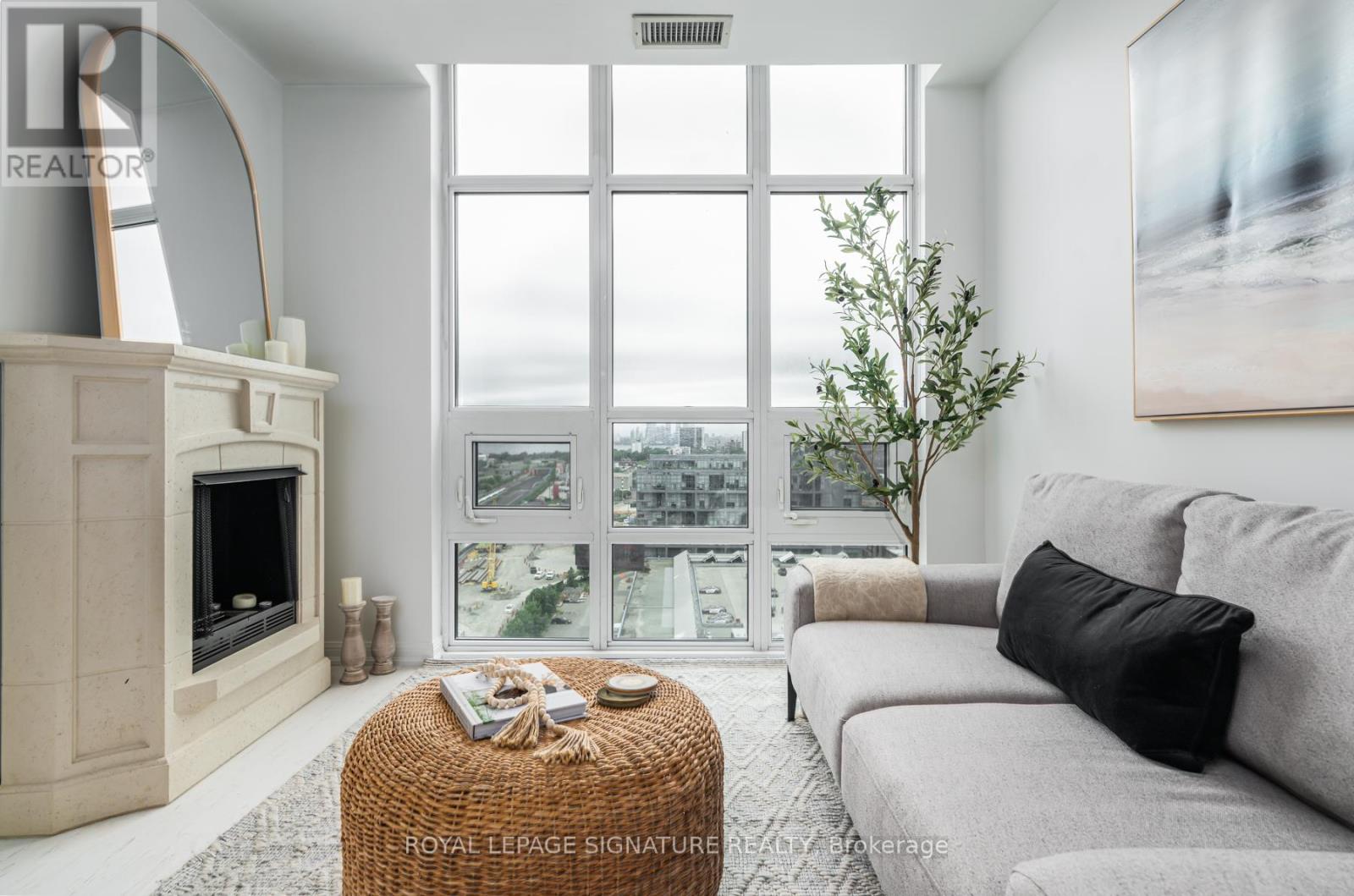 1703 - 85 East Liberty Street, Toronto, Ontario  M6K 3R4 - Photo 8 - C13218866