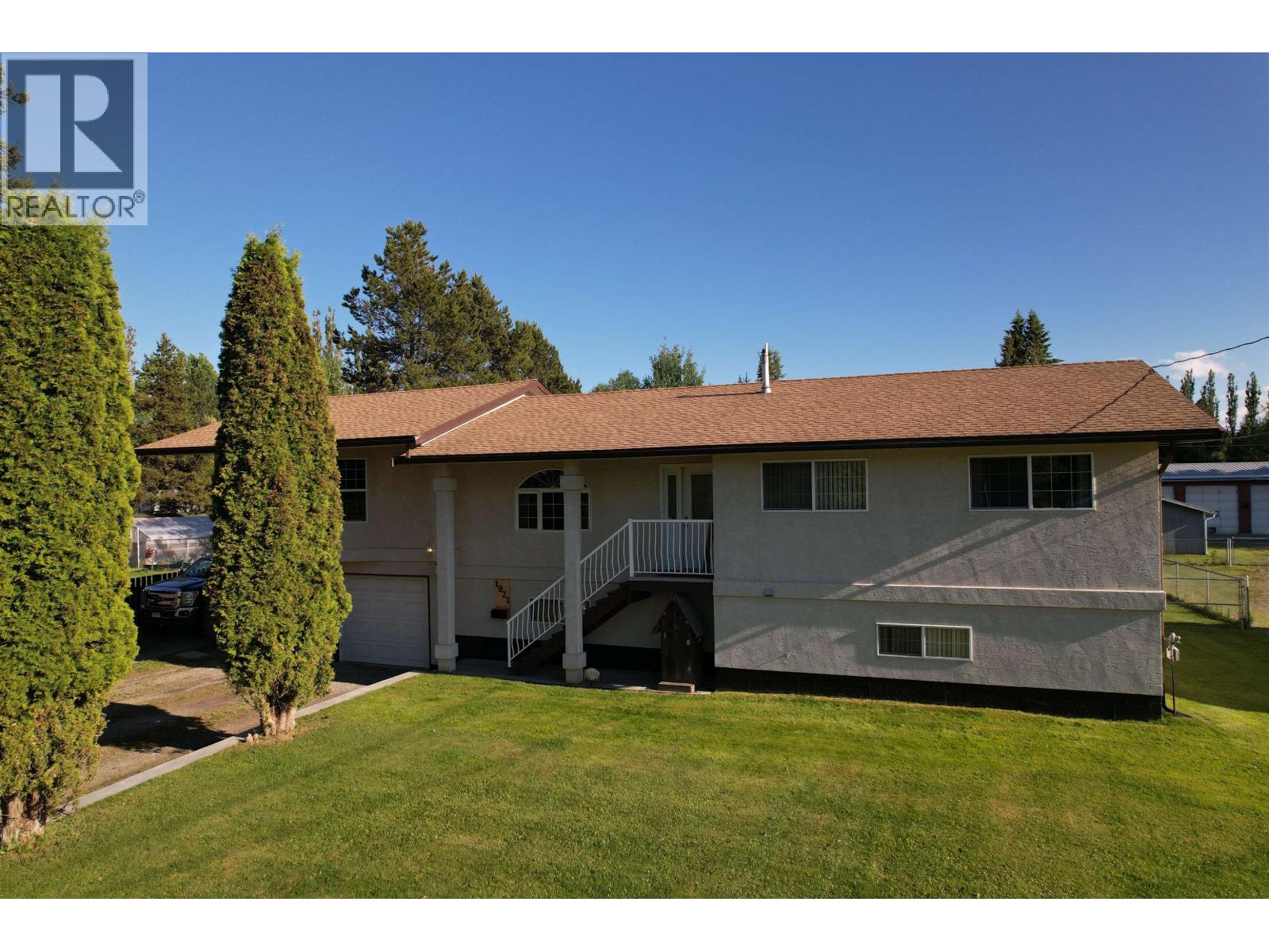 1921 Cypress Road, Quesnel, British Columbia V2J 4B1 - Photo 2 - R3123346