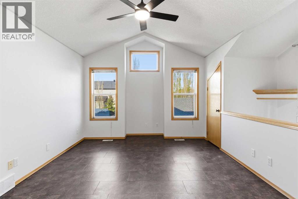 68 Silver Springs Way, Airdrie, Alberta  T4B 2R6 - Photo 3 - A2316458