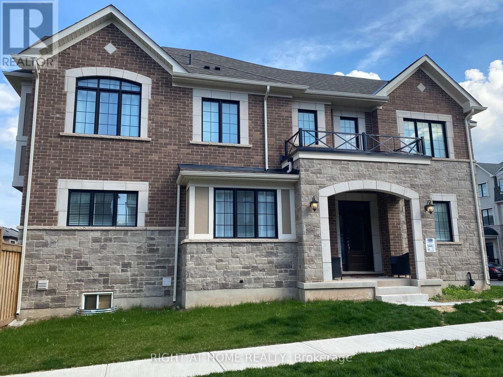 1230 POPPY GARDENS, Oakville, Ontario