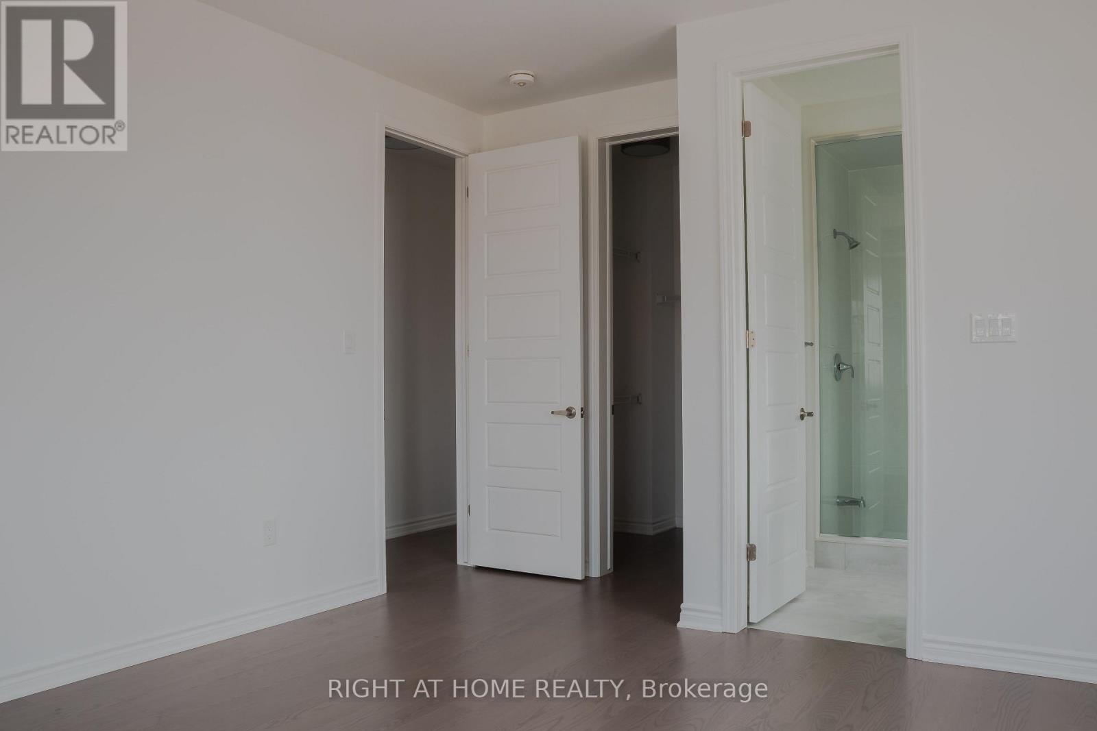 1230 Poppy Gardens, Oakville, Ontario  L6H 7Y5 - Photo 7 - W13218882