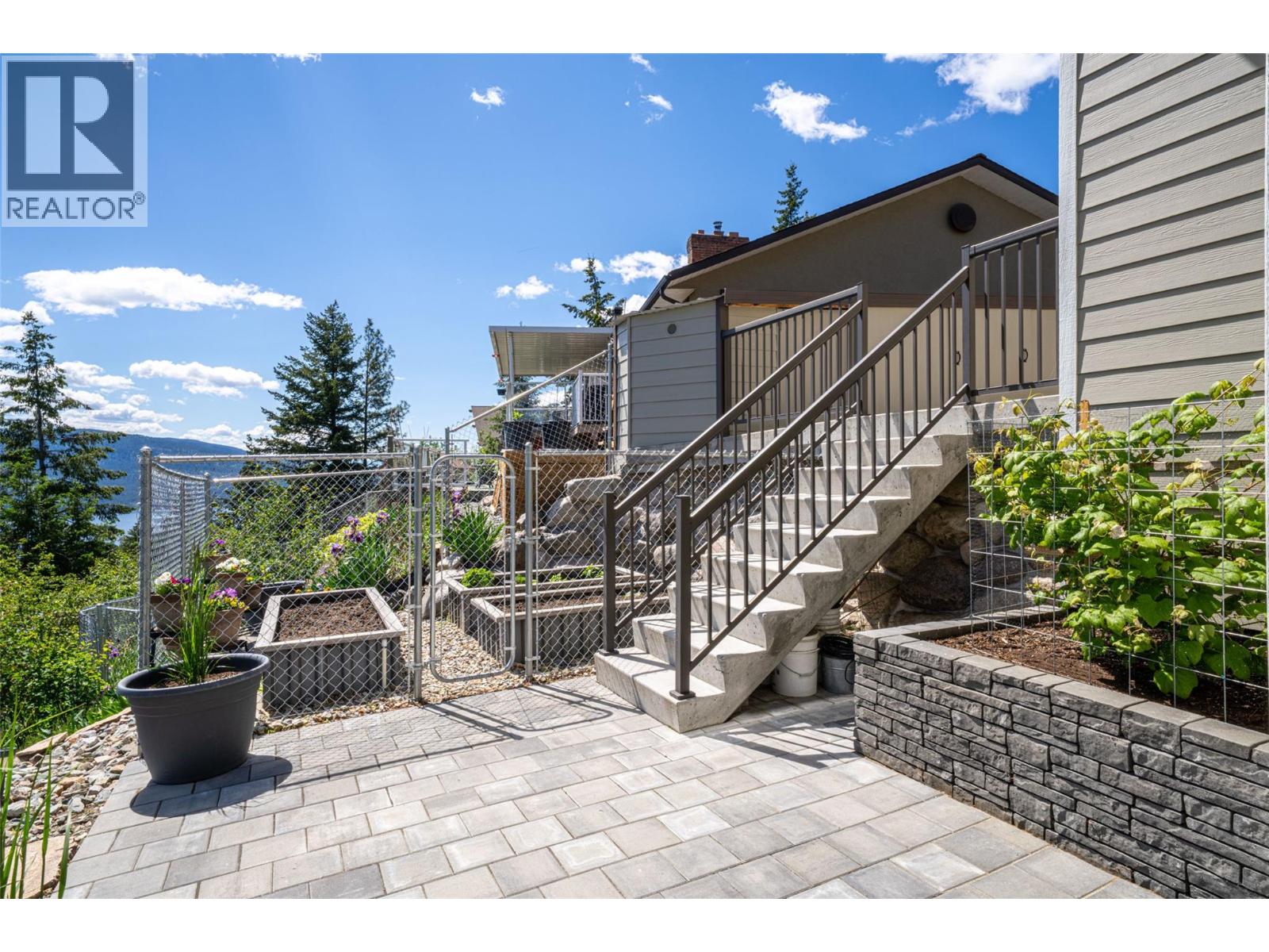 132 Crown Crescent, Vernon, British Columbia V1H 2C3 - Photo 80 - 10388635