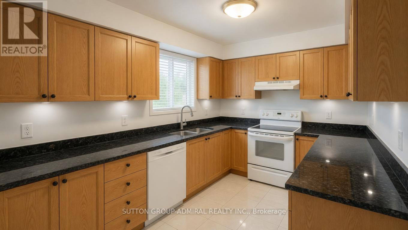 73 Hove Street, Toronto, Ontario  M3H 4Z2 - Photo 3 - C13218278