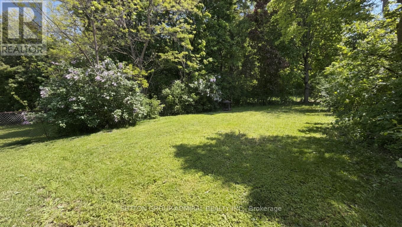 73 Hove Street, Toronto, Ontario  M3H 4Z2 - Photo 2 - C13218278