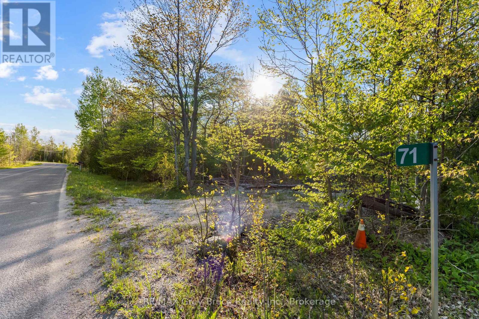 71 Maple Drive, Northern Bruce Peninsula, Ontario  N0H 1Z0 - Photo 6 - X13218886
