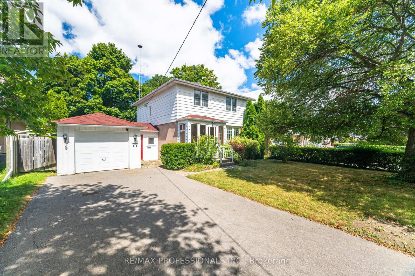 77 BEDFORD PARK AVENUE, Richmond Hill, Ontario