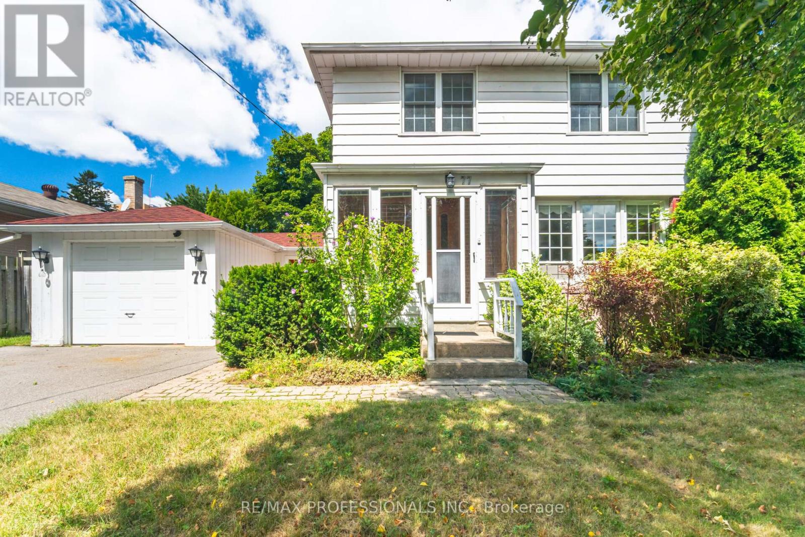 77 Bedford Park Avenue, Richmond Hill, Ontario  L4C 2N9 - Photo 4 - N13218890