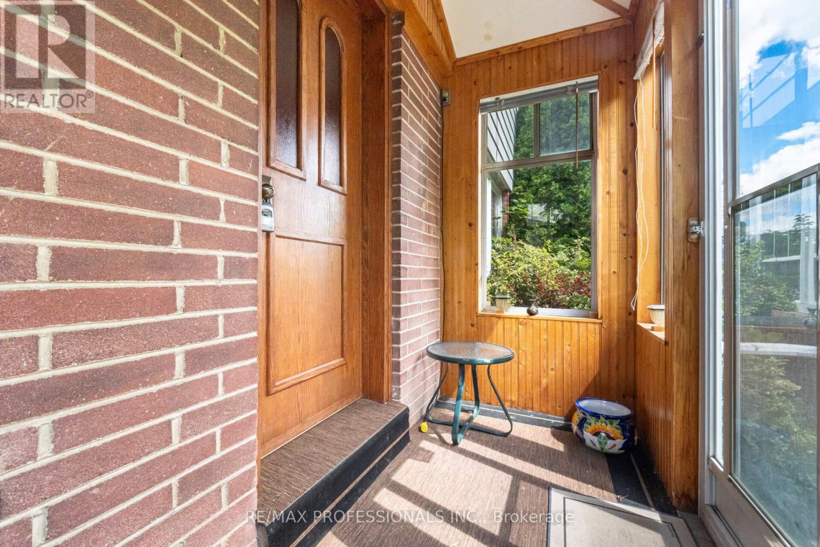 77 Bedford Park Avenue, Richmond Hill, Ontario  L4C 2N9 - Photo 5 - N13218890