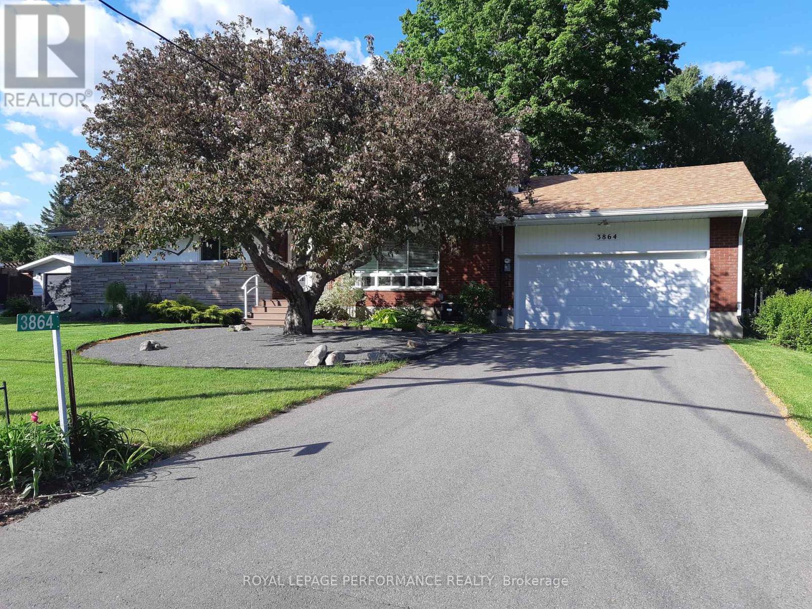 3864 CARP ROAD, Ottawa, Ontario