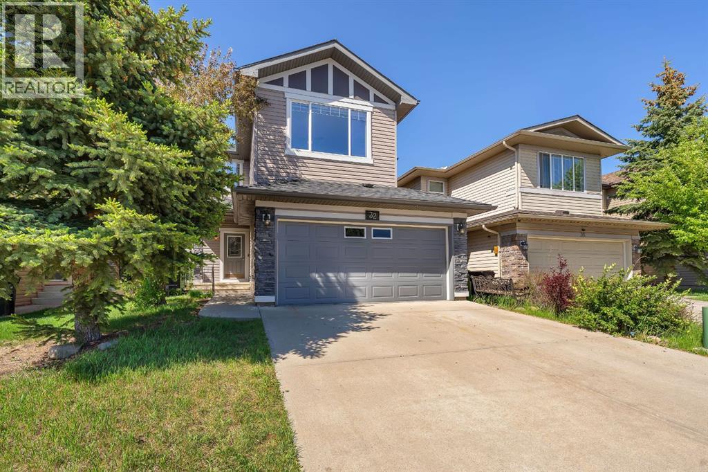 32 Everoak Close SW, Calgary, Alberta  T2Y 0C3 - Photo 1 - A2316425