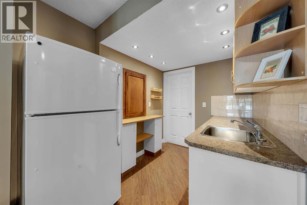 32 Everoak Close SW, Calgary, Alberta  T2Y 0C3 - Photo 40 - A2316425