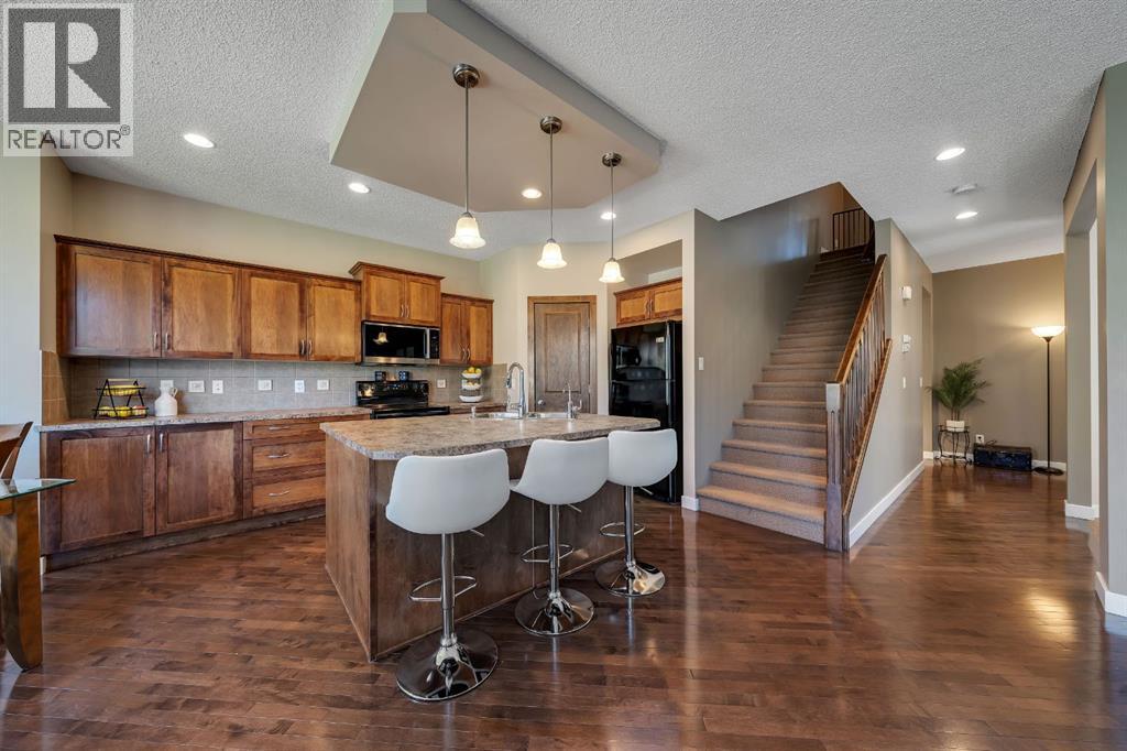32 Everoak Close SW, Calgary, Alberta  T2Y 0C3 - Photo 5 - A2316425